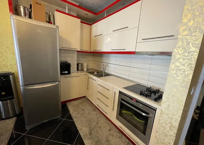 Apartment Centre & Private Parking *