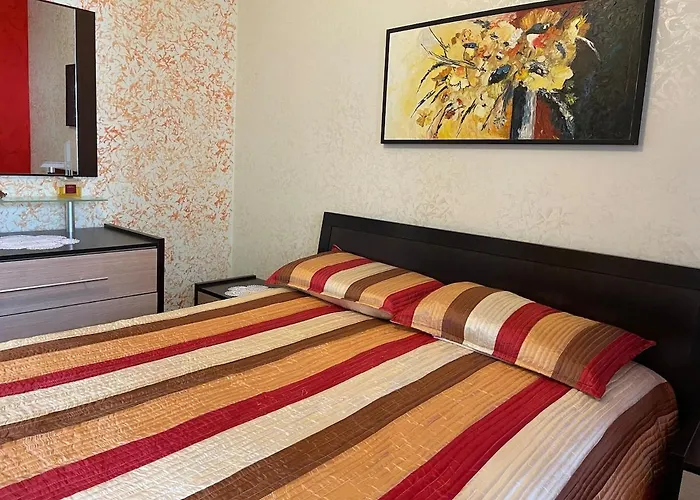 Centre & Private Parking Sarande